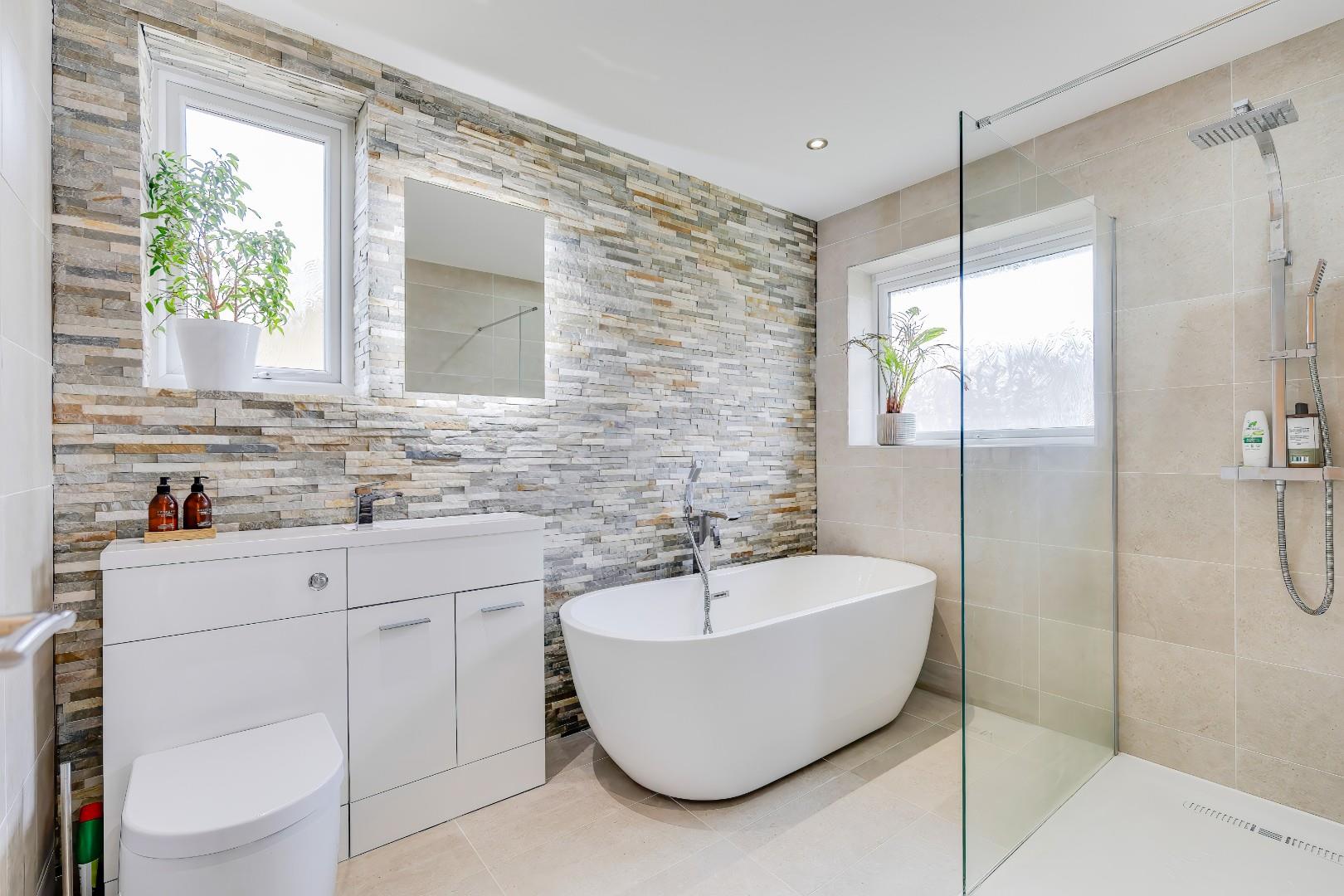 Seaview Drive, Ogmore-By-Sea, Vale of Glamorgan, CF32 0PB